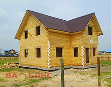 Возведён сруб деревянного дома в Хомутово