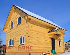 Деревянный дом из бруса в Иркутске